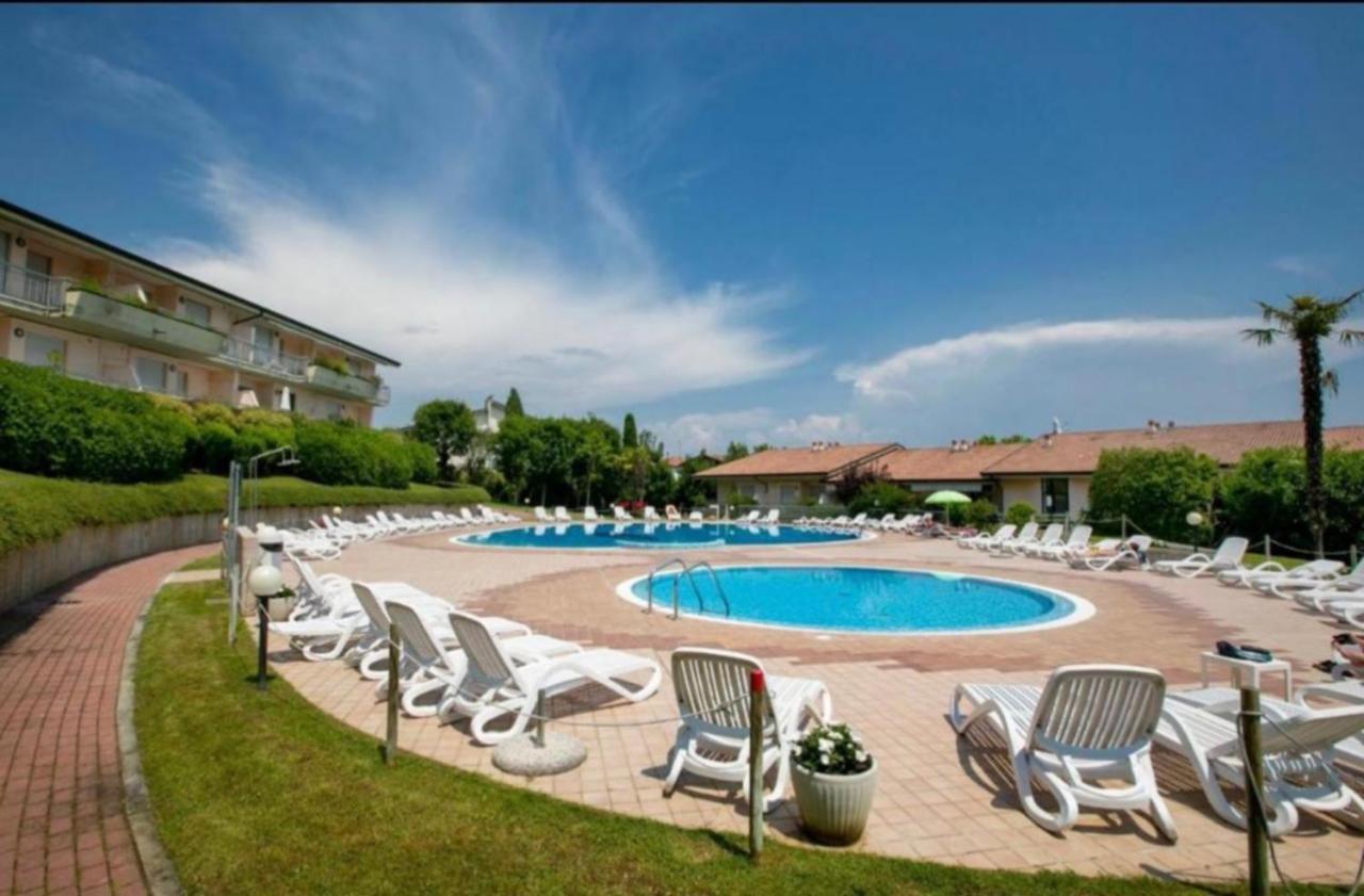Desenzanoloft Official Partner Marriott Homes & Villas - A Casa Di Attila Desenzano del Garda Exterior foto