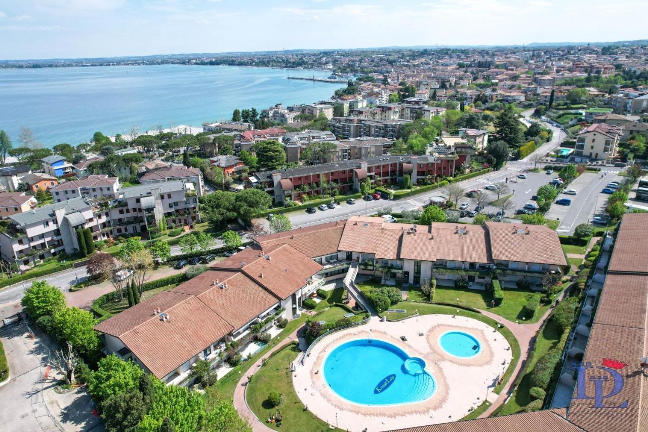 Desenzanoloft Official Partner Marriott Homes & Villas - A Casa Di Attila Desenzano del Garda Exterior foto